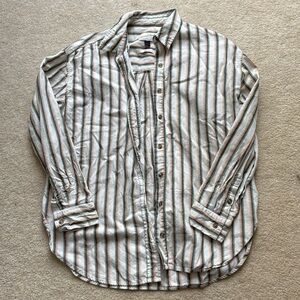 Women’s XS Universal Thread Oversized Fit Striped Button Up Shirt